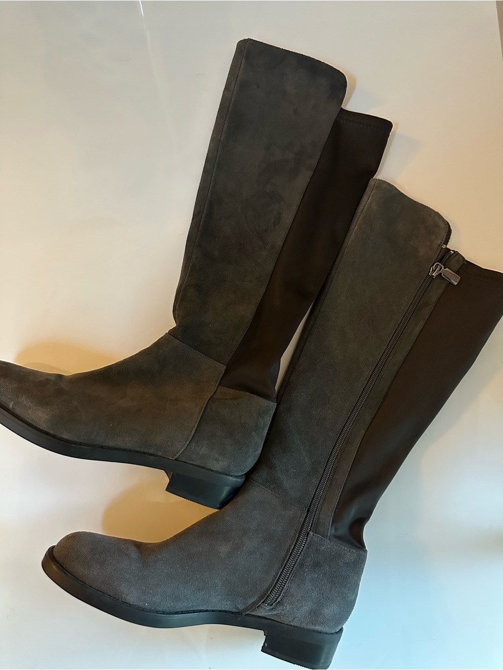 Blondo Gray Suede Zip Boots, Waterproof, Impermeable, Size 9M
